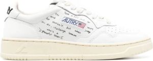 Autry LOW Sneakers Wit Dames