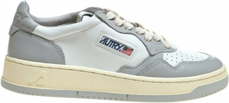 Autry Medalist Low Top Sneakers Wit Dames