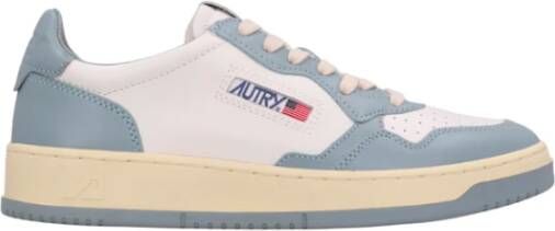 Autry Witte Veterschoenen met Gevulkaniseerde Rubberen Zool Blue Dames