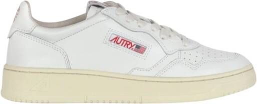 Autry Medalist Leren Sneakers White Dames