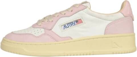 Autry Medalist Sneakers Wit Roze Logo Patch Multicolor Dames