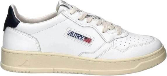 Autry Medalist Low Sneakers
