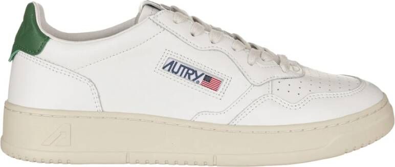 Autry Groene Tab Sneakers Vintage-stijl Sneaker met geperforeerde neus en leren tong White Heren