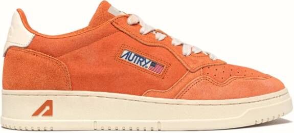 Autry Oranje Nabuck Medalist Sneaker