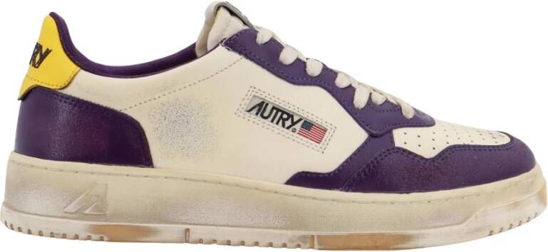 Autry Paarse Sneakers met Leren Patch Purple Heren