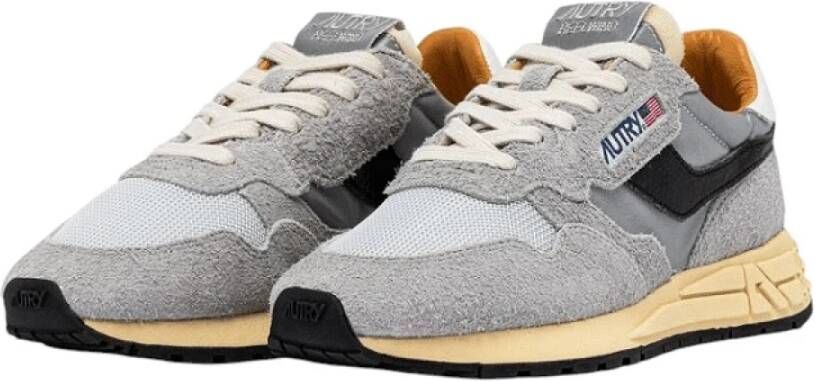 Autry Reflecterende Nylon Sneakers met Suède Inzetstukken