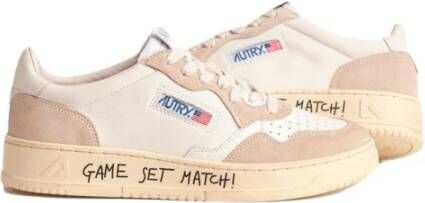 Autry Witte leren sneakers met geperforeerde neus en gewatteerde enkel Wit Dames