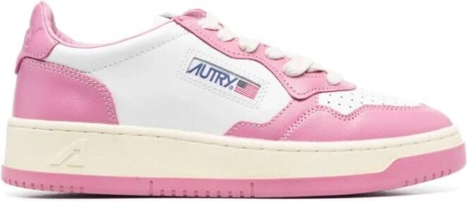 Autry Roze Sneakers met Geperforeerde Neus Roze Dames
