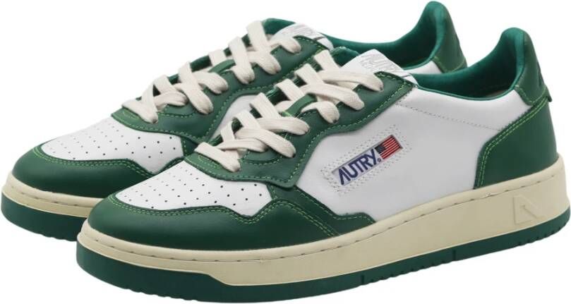 Autry Witte Groene Leren Sneakers met Geperforeerde Neus Green
