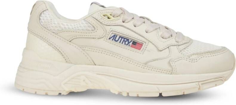 Autry Sneakers in ton-sur-ton leer en stof