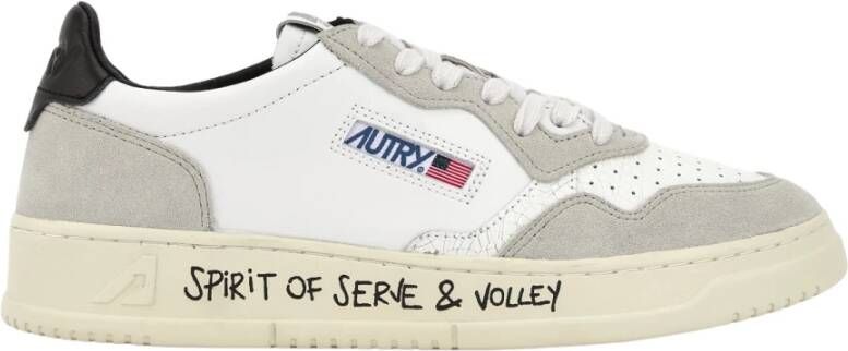 Autry Witte Leren Sneakers met Geperforeerde Neus White Heren