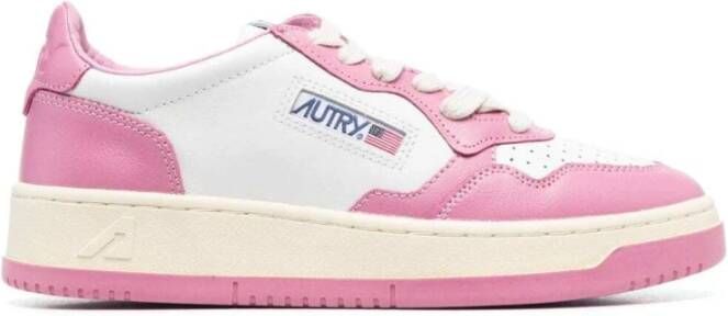 Autry Roze Sneakers met Geperforeerde Neus Pink Dames