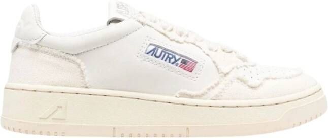 Autry Witte Geperforeerde Leren Sneakers met Panelen White
