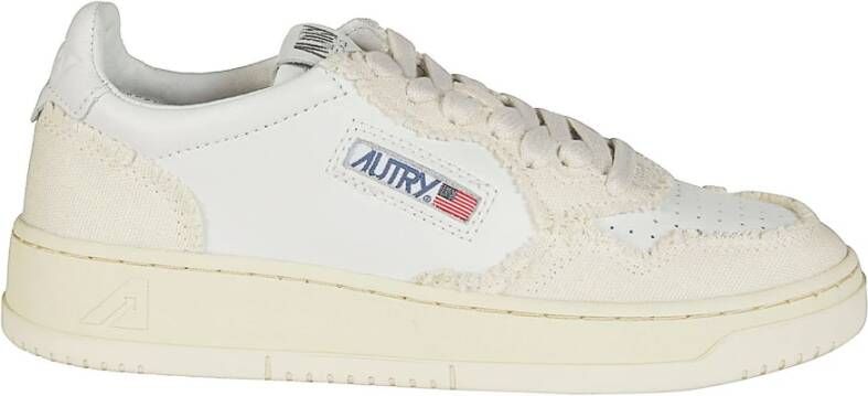 Autry Witte Geperforeerde Leren Sneakers met Panelen White