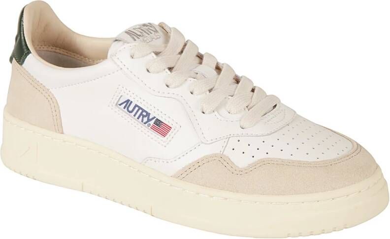 Autry Witte leren sneakers met groene hiel geïnspireerd op jaren 80 design White Heren