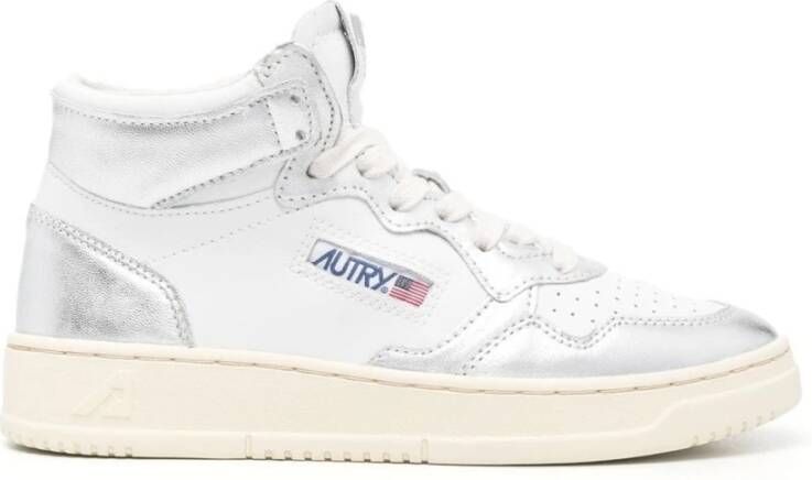 Autry Witte Leren Veterschoenen met Logo Patch White Dames