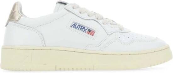 Autry Logo-Patch Low-Top Sneakers Wit Dames