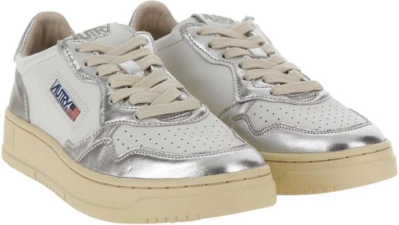 Autry Witte Leren Sneaker met Zilveren Inzetstukken Multicolor Dames