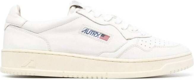 Autry Leren Sneakers met Tonal Inzetstukken en Iconische Patch White Heren