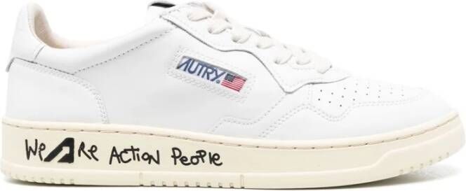 Autry "Witte Lage Sneakers met Geperforeerde Neus" Wit Heren