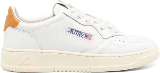 Autry Stijlvolle Leren Sneakers voor Vrouwen
