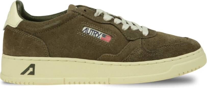 Autry Suède Sneakers met Voor Microperforaties