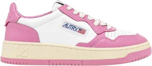 Autry Low-Top Sneakers 'Medalist Low' Sneakers in roze
