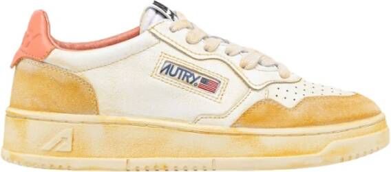 Autry Vintage Lage Leren en Suède Sneakers White Dames