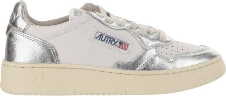 Autry Witte Leren Sneakers met Zilveren Details White Dames