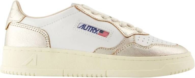 Autry Witte Platina Leren Sneakers Vintage-geïnspireerd Wit Dames