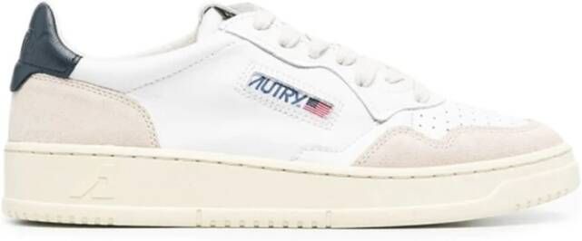 Autry Witte Leren Sneakers met Blauw Hiel Detail Wit Heren