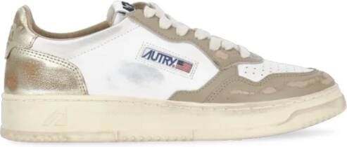 Autry Witte Leren Sneakers met Contrasterende Details White Dames