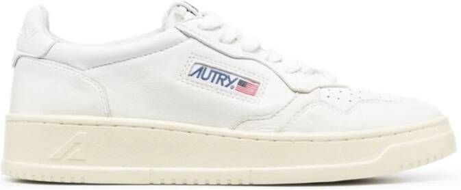 Autry Witte Leren Sneakers met Logo Detail White Dames