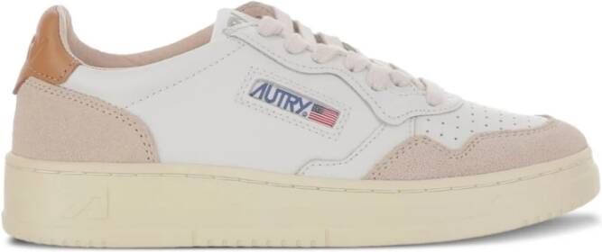 Autry Witte leren sneakers met suède details