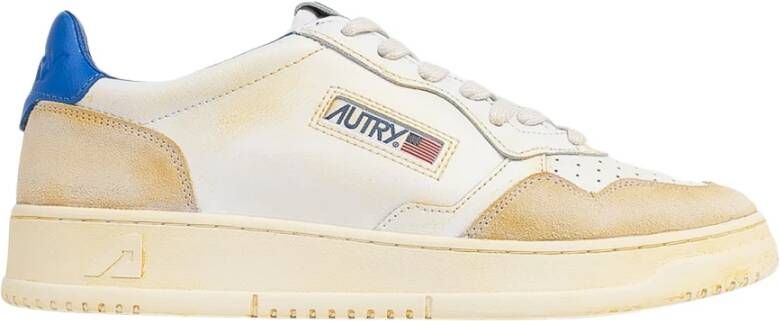 Autry Witte leren sneakers met vintage afwerking en blauwe details White Heren