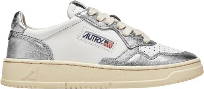 Autry Witte Leren Sneakers met Zilveren Accenten Multicolor Dames
