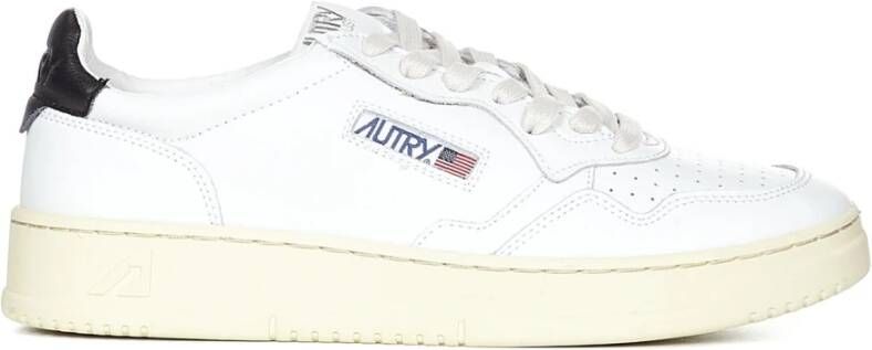 Autry Witte Leren Sneakers Stijlvolle Zwarte Inzet