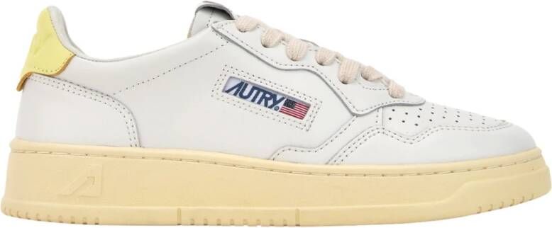 Autry Witte Sneakers Paneelontwerp Logopatch White Dames