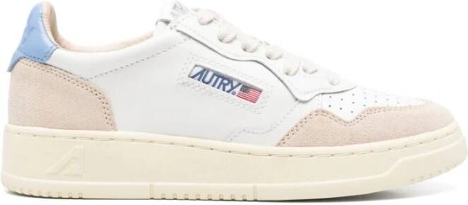 Autry Witte Leren Sneakers met Contrasterende Details