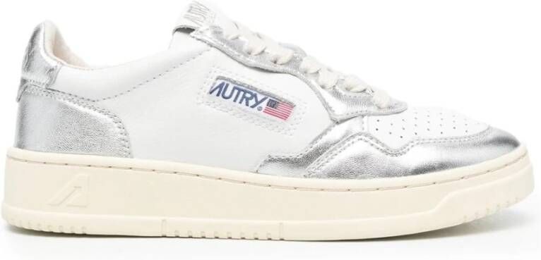 Autry Witte Leren Sneakers met Zilveren Details White Dames