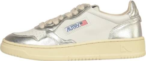 Autry Witte Leren Sneakers met Zilveren Details White Dames