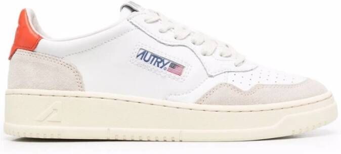 Autry Witte Oranje Leren Logo-Patch Veterschoenen White Dames