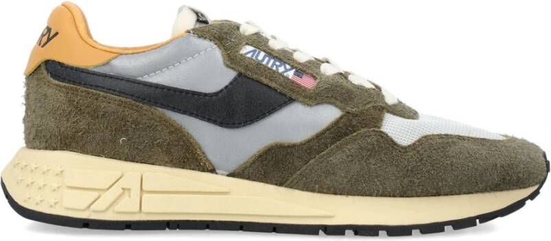 Autry Zilveren Sneakers Reelwind Laag Vintage Ontwerp
