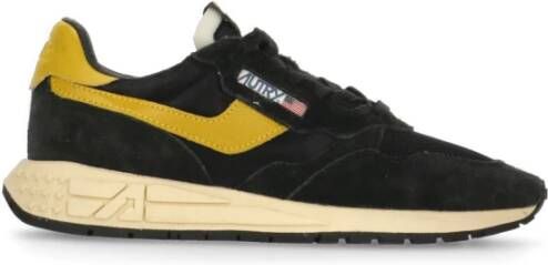 Autry Zwarte Leren Sneakers met Logodetail