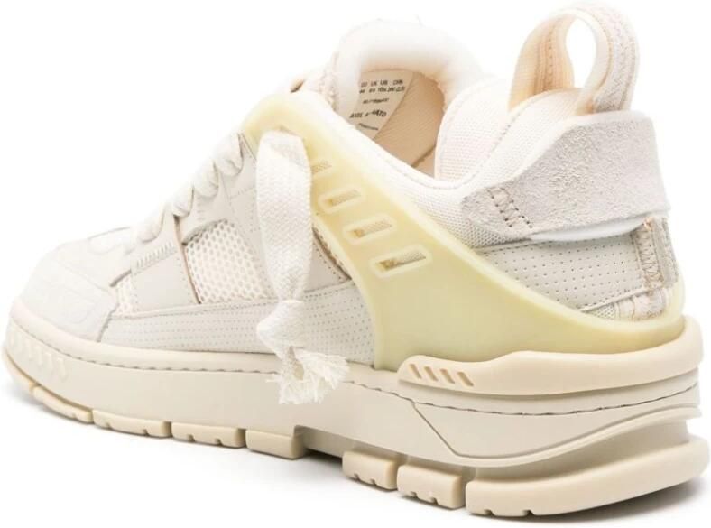 Axel Arigato Beige Sneakers met Enkelvulling