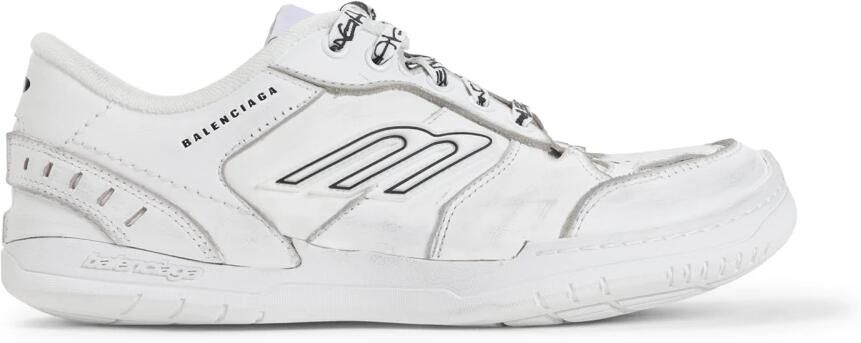 Balenciaga Hamptons Medium Worn-out Sneaker