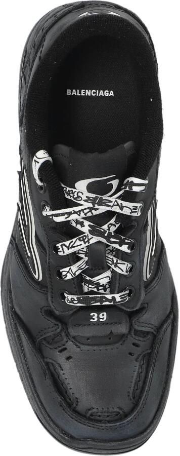 Balenciaga Hamptons Worn-out Sneakers