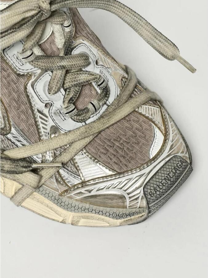 Balenciaga Stijlvolle Sneakers voor een Trendy Look