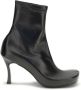 Balenciaga Enkellaarzen van schapenvacht met reliëflogo's - Thumbnail 1