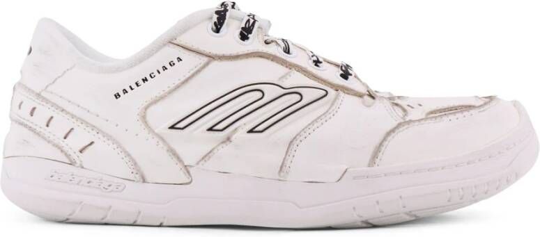 Balenciaga Hamptons Worn-Out Sneaker